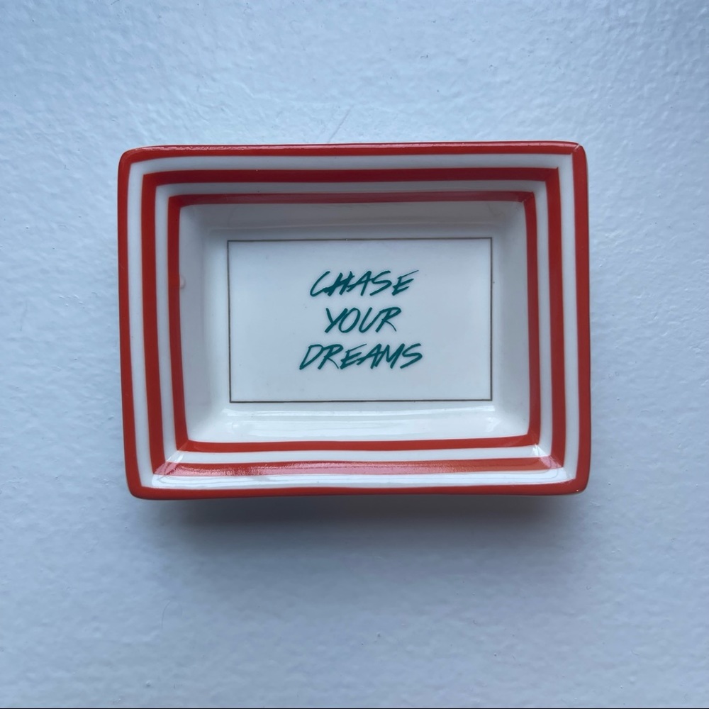 Two’s Company “Chase Your Dreams” Tray